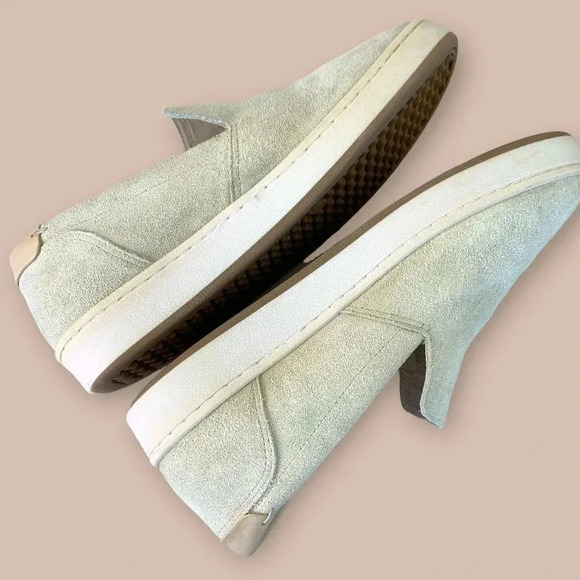 Lucky Brand Suede Leather Slip On Loafer Sneakers Women Size 8M Silver Cloud - Picture 7 of 16